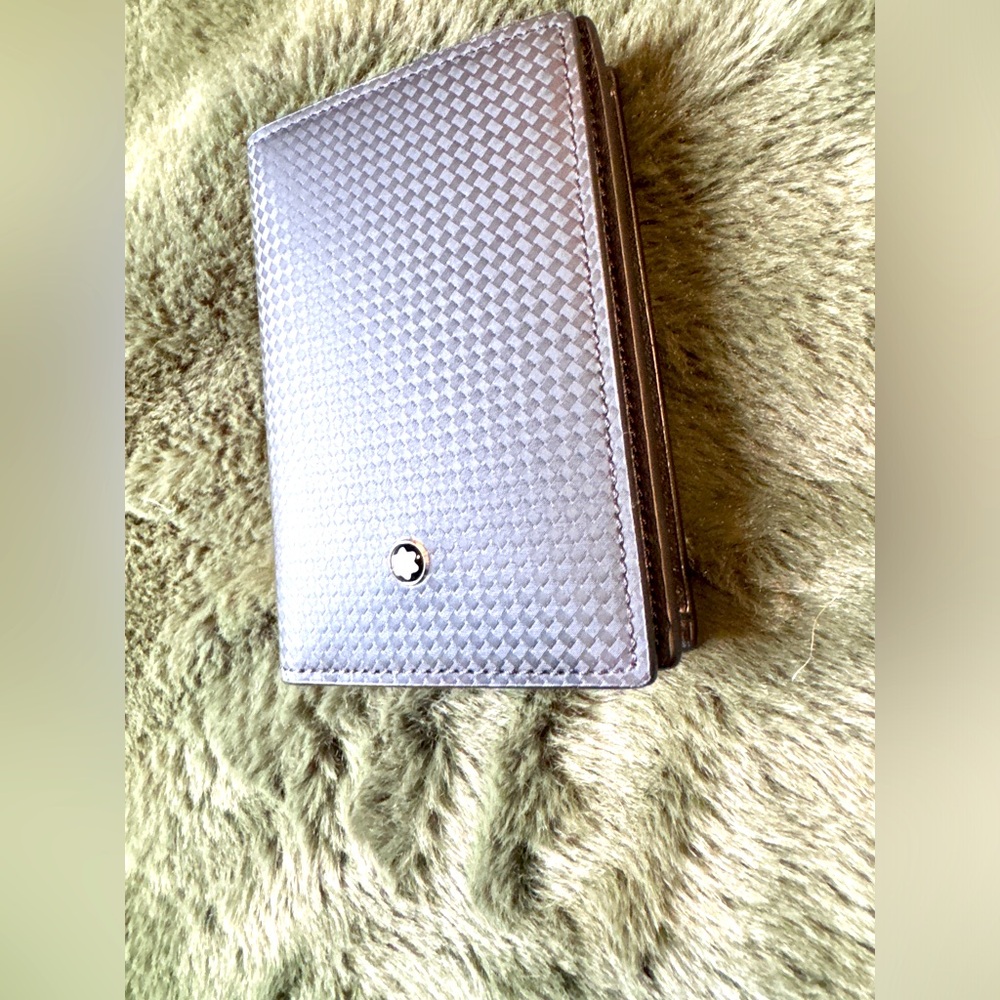Montblanc 123954 Extreme 2.0 Business Card Holder with View Pocket